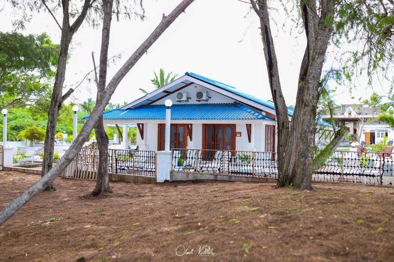 Ceylonta Beach Resort And Spa Хамбантота Екстер'єр фото