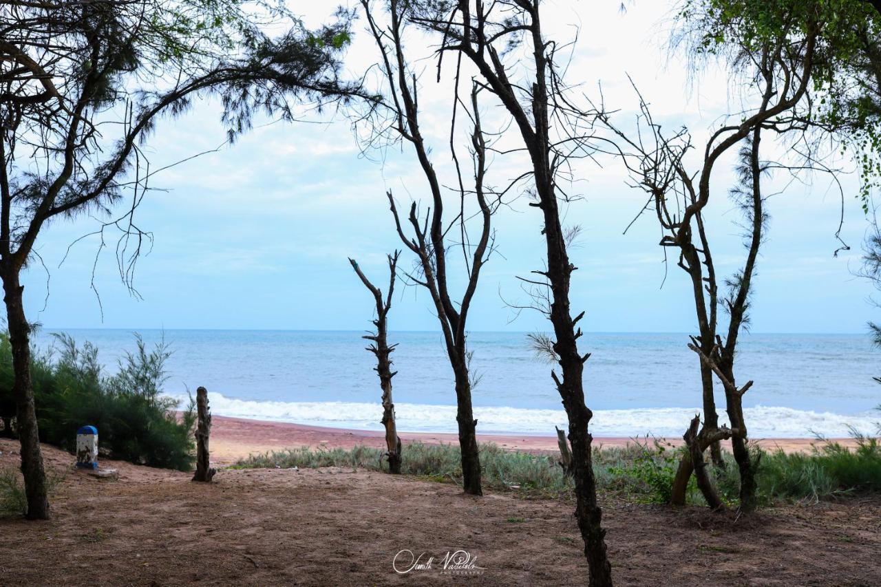 Ceylonta Beach Resort And Spa Хамбантота Екстер'єр фото