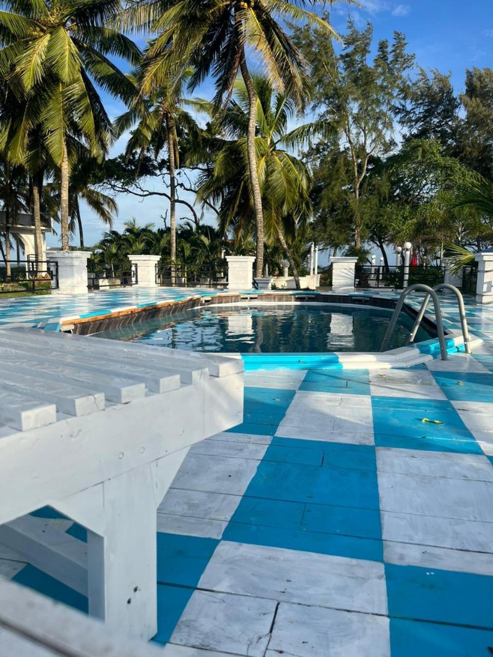 Ceylonta Beach Resort And Spa Хамбантота Екстер'єр фото